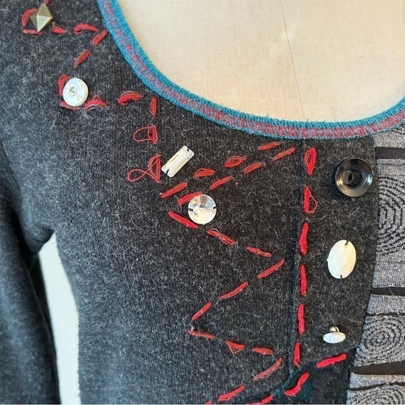 Point Zero Tunic Sweater/Medium - Picture 9 of 9